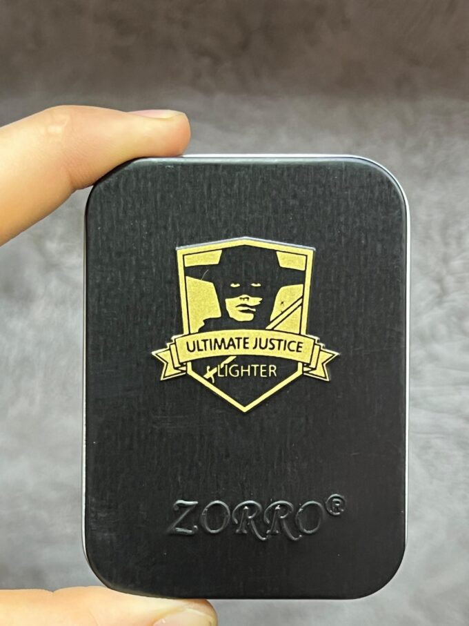 Бензиновая зажигалка Zorro