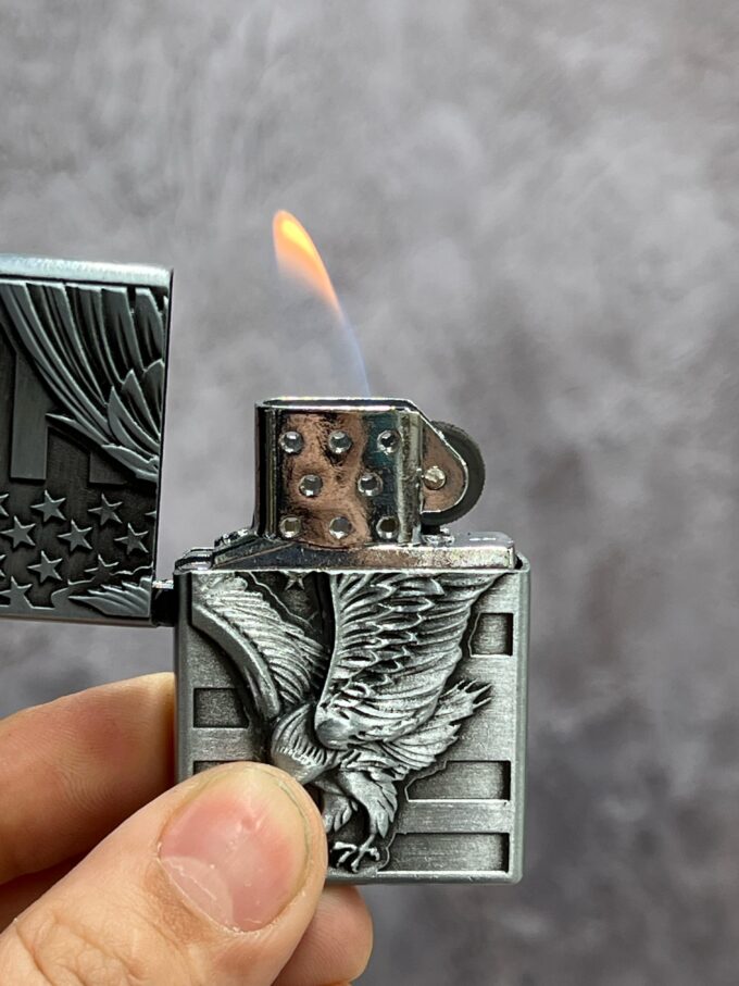 Газовая подарочная зажигалка Lighter Артикул:A22151